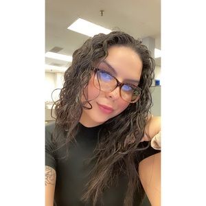 Meet your Posher, Lizette